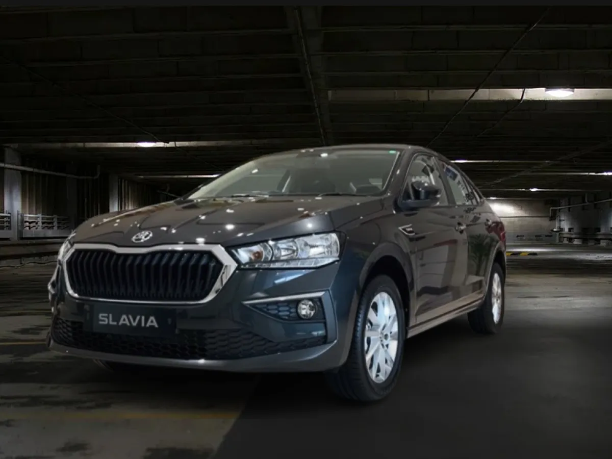 Skoda Slavia Signature AT